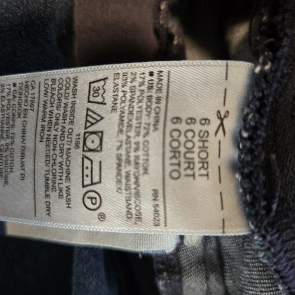 Old Navy Classic Black and Blue Rockstar Maternity Women's Jeans Bundle - Picture 12 of 12